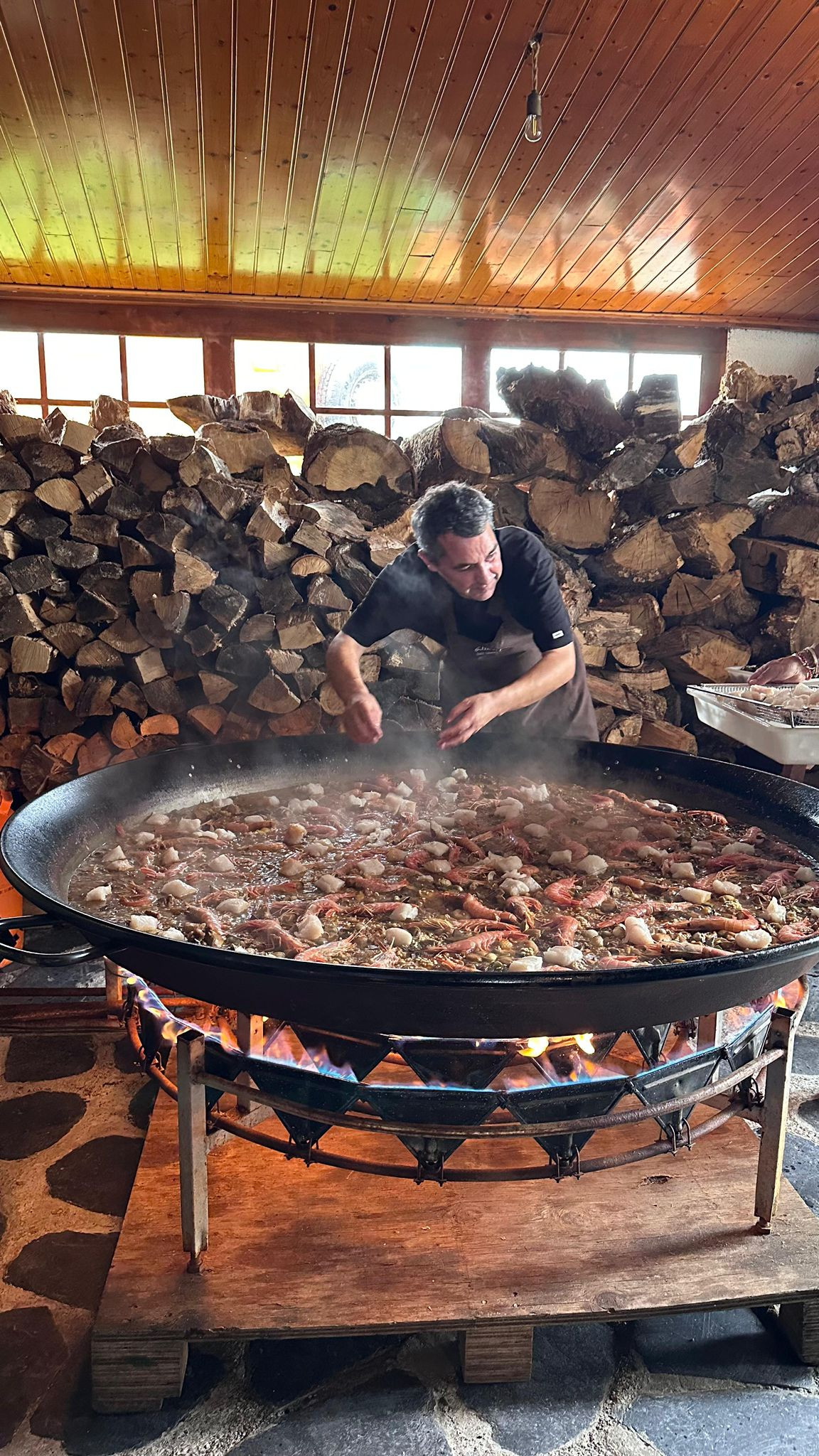 Javi olleros paella nos seus pes