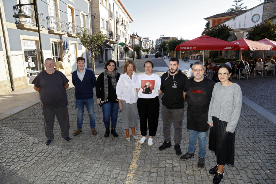 Críticas de comerciantes y vecinos por la peatonalización del entorno de la Praza Asorey