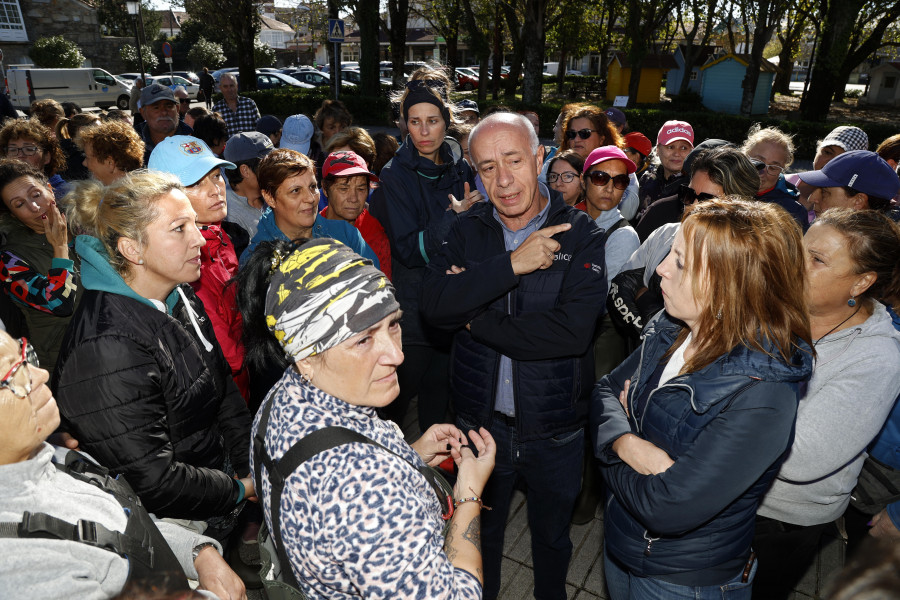 El PSOE urge acciones de mejora del saneamiento en Vilanova para atajar los cierres al marisqueo