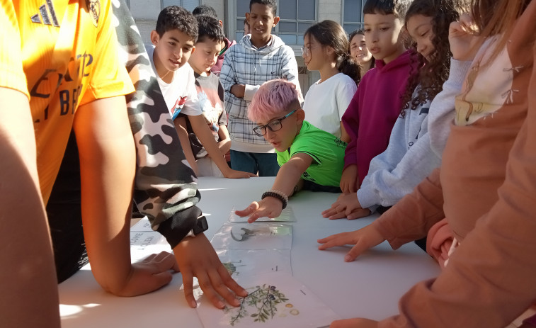 Un centenar de alumnos del colegio O Grupo y del CEEPR de Amicos comparten una jornada sobre el respeto y conservación de los ríos