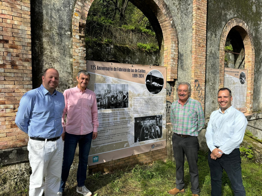 Caldas expone en cuatro lonas divulgativas los 125 años de historia de la Fábrica da Luz