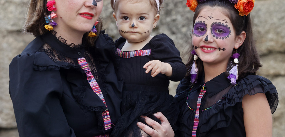 Búscate no Desfile de Samaín de A Illa de Arousa