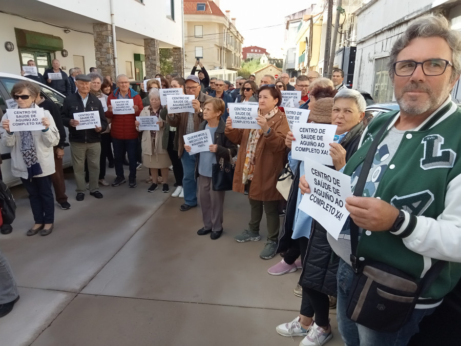 Sanidade cubrirá la plaza de un médico en Aguiño con un facultativo del centro de salud de Ribeira, al que refuerza con otros tres