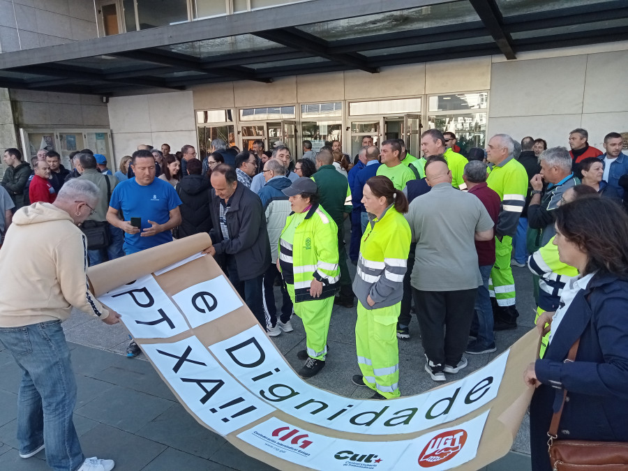 El PP de Boiro apoya al  comité de empresa y trabajadores municipales en su reivindicación de una nueva RPT