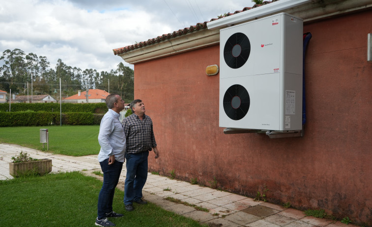 Mejoran las instalaciones térmicas en los gimnasios de Barrantes y Cabanelas y la piscina de Ribadumia