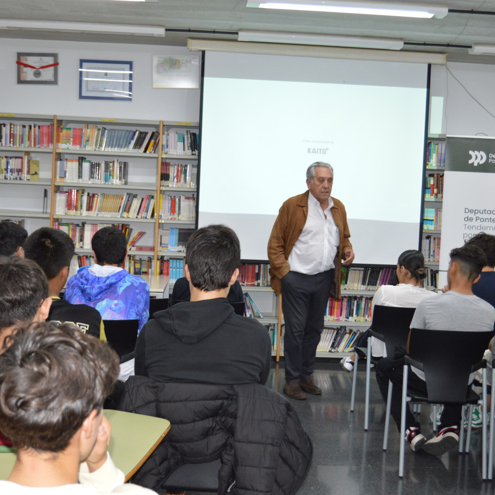 El alumnado del instituto de Sanxenxo se sumerge en la figura del geógrafo gallego Domingo Fontán