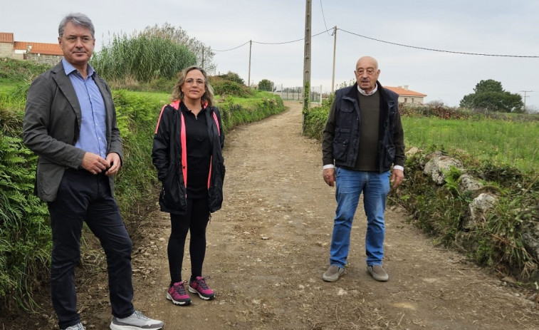 El Concello de O Grove mejora y acondiciona el camino dos Carrascos y Carríns en la parroquia de San Vicente