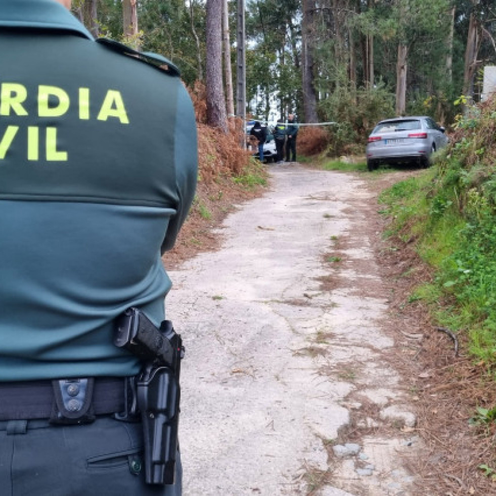 El Parlamento gallego pide mantener servicio de Guardia Civil en el rural