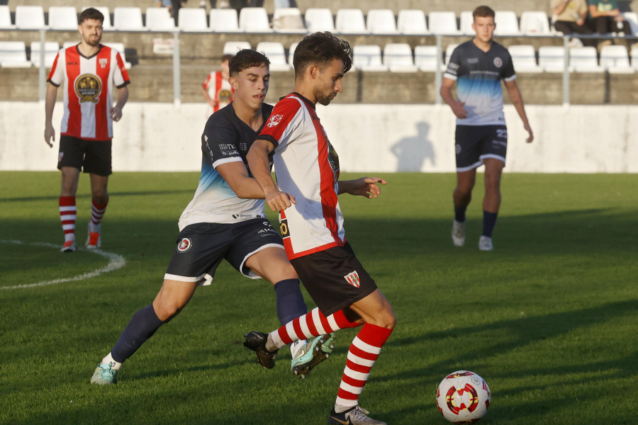 Portonovo y Céltiga disputan a las 16:30 horas un derbi de alta tensión en el campo de Baltar