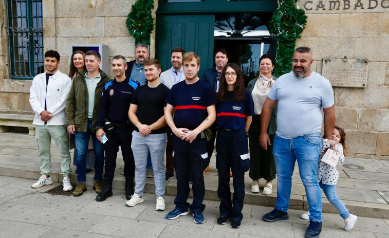 Cambados honró así a sus voluntarios que fueron a Valencia por la DANA