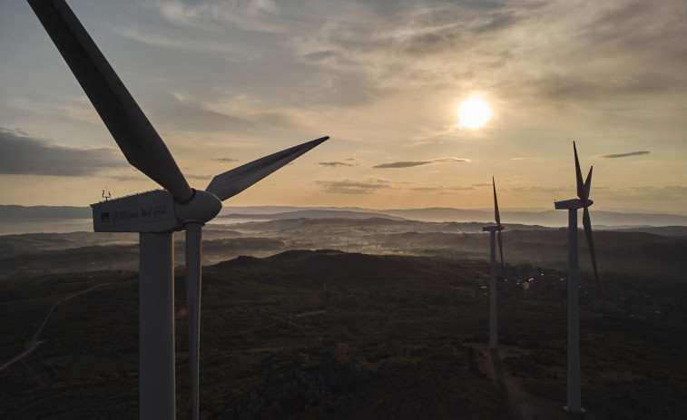 Meis se beneficia de la supresión de un aerogenerador pero valora más acciones