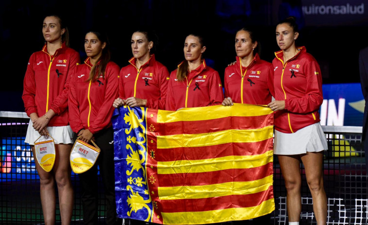 España cae ante Polonia 2-0 y Jéssica Bouzas se queda con las ganas de debutar en la Billie Jean King Cup