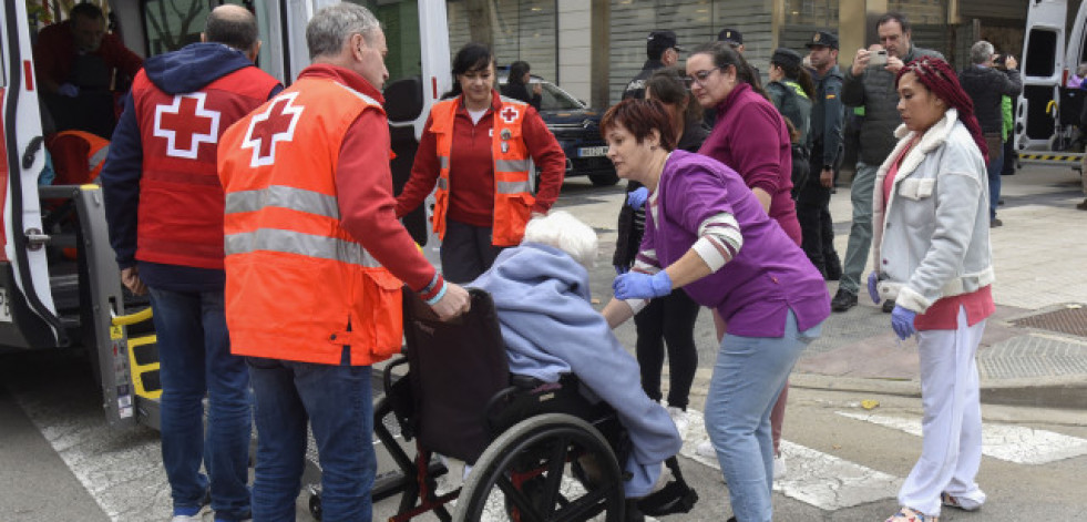 Diez muertos por inhalación de humo en el incendio de una residencia en Zaragoza