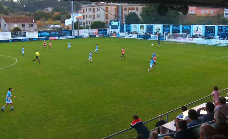 Vídeo: Así fueron los goles del Arosa en el derbi ante el Villalonga