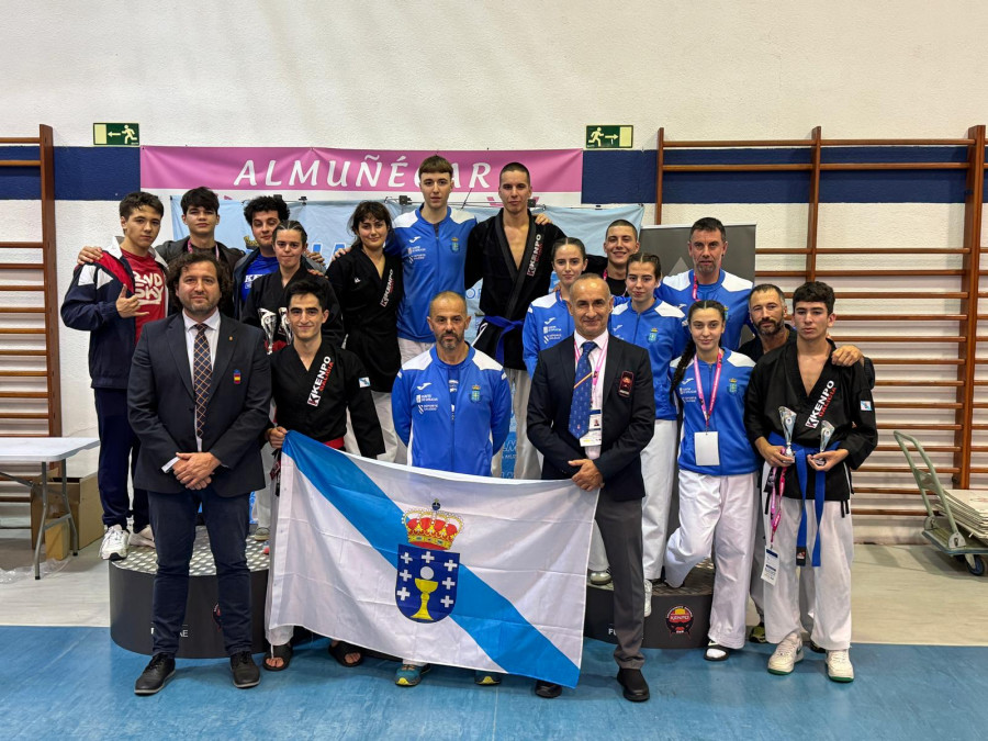 El Kenpo Vilagarcía se cuelga 32 medallas en el Campeonato de España