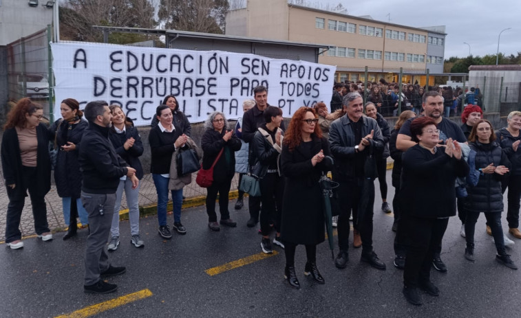 La ANPA del IES A Cachada cifra en 122 alumnos con necesidades de apoyo educativo a los que sólo atiende un especialista en PT