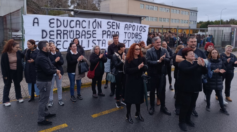 La ANPA del IES A Cachada cifra en 122 alumnos con necesidades de apoyo educativo a los que sólo atiende un especialista en PT