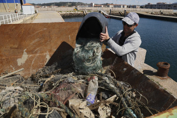 Basura mar afundación plancton cofradía cambados