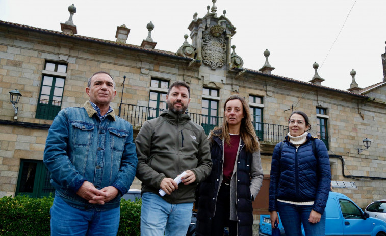 El asilo de Cambados empieza a trasladar a los 53 residentes a otros centros de Galicia