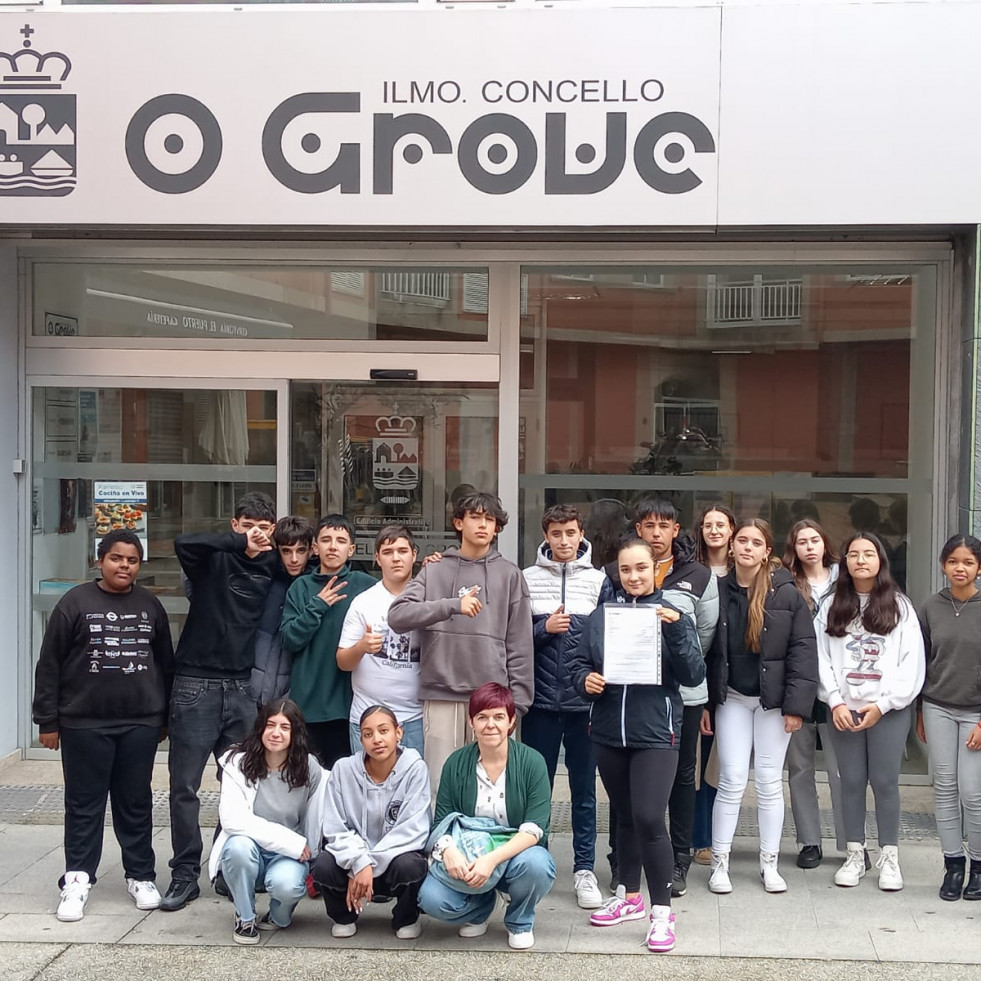 El alumnado del IES Monte da Vila de O Grove busca crear un bono estudiantil para acudir al auditorio