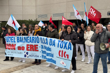 Protesta ere balneario isla de la toja