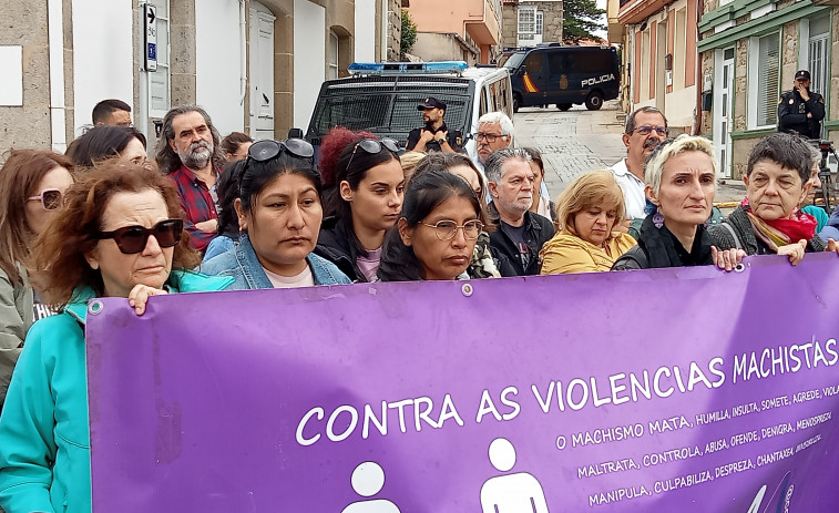 Andrea Melithza Yturry Alave y las otras víctimas de violencia machista serán recordadas con una placa en Ribeira