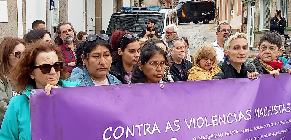 Andrea Melithza Yturry Alave y las otras víctimas de violencia machista serán recordadas con una placa en Ribeira