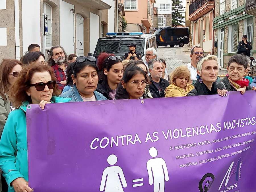 Andrea Melithza Yturry Alave y las otras víctimas de violencia machista serán recordadas con una placa en Ribeira