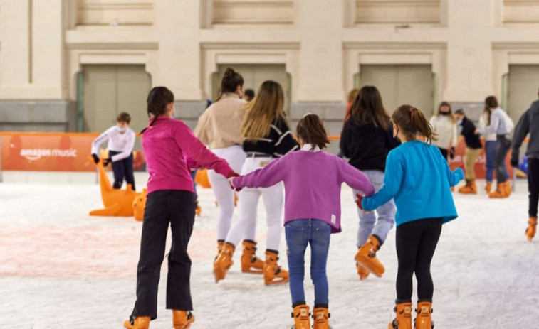 Ribeira contará desde el día 5 de diciembre hasta el 12 de enero con una pista de hielo de patinaje en el Malecón