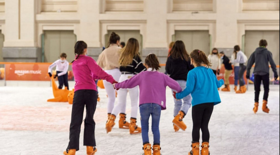 Ribeira contará desde el día 5 de diciembre hasta el 12 de enero con una pista de hielo de patinaje en el Malecón