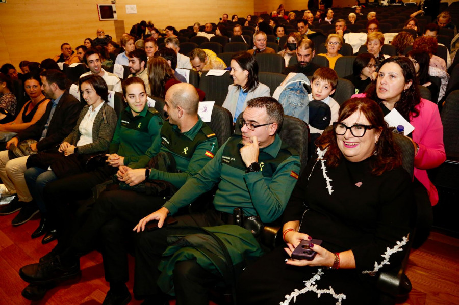 La Gala de Esmar reconoce a los agentes de la Guardia Civil en Viogén