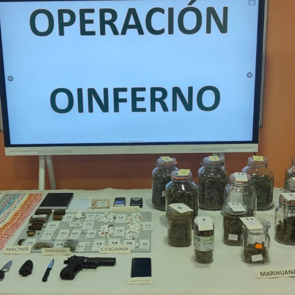 La Guardia Civil eleva a cinco los detenidos por tráfico de drogas en O Inferniño y Rúa da Feira, en A Pobra