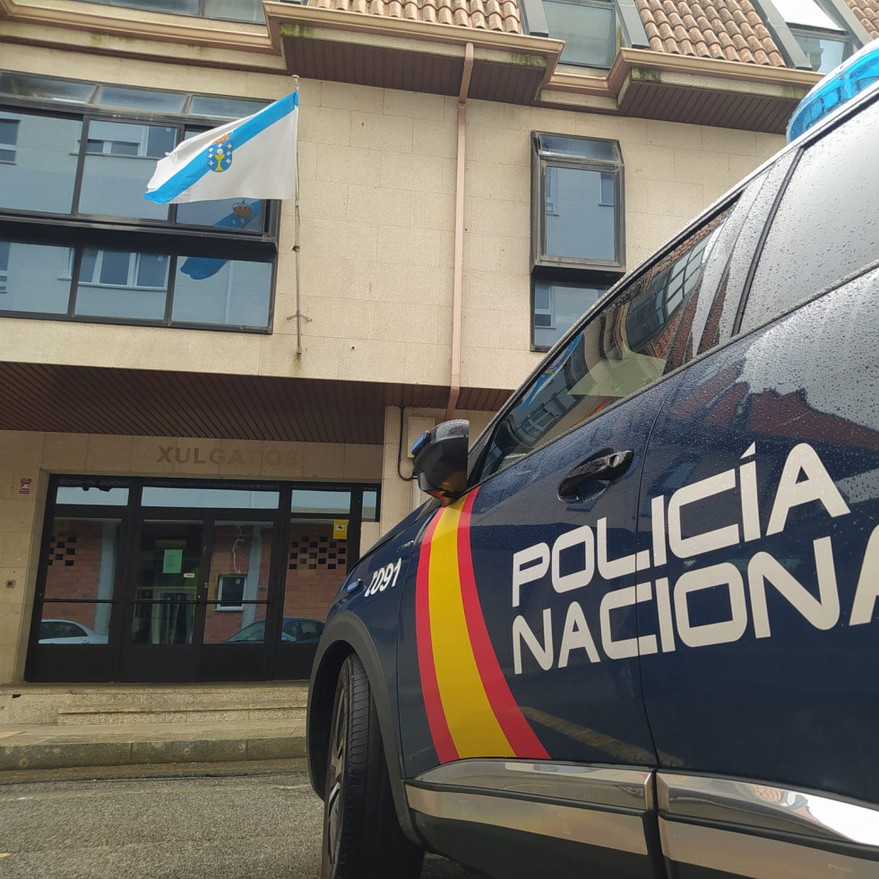 Detenido un vecino de Aguiño por violencia de género, al que la jueza le impuso una orden de alejamiento y prohibición de comunicarse con la víctima