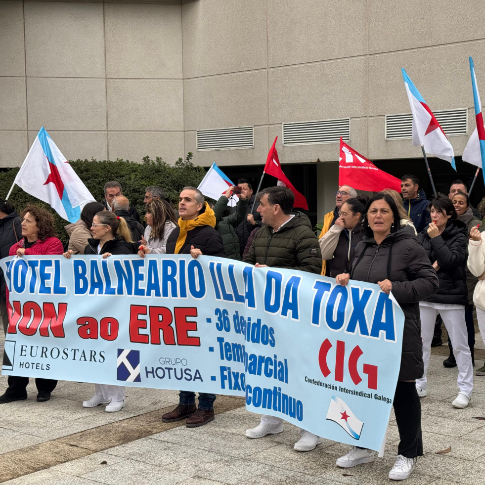 Convocan manifestaciones en contra del ERE que se mantiene en el Balneario Isla de La Toja