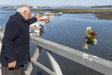 Homenaje victimas naufragio vilalonga