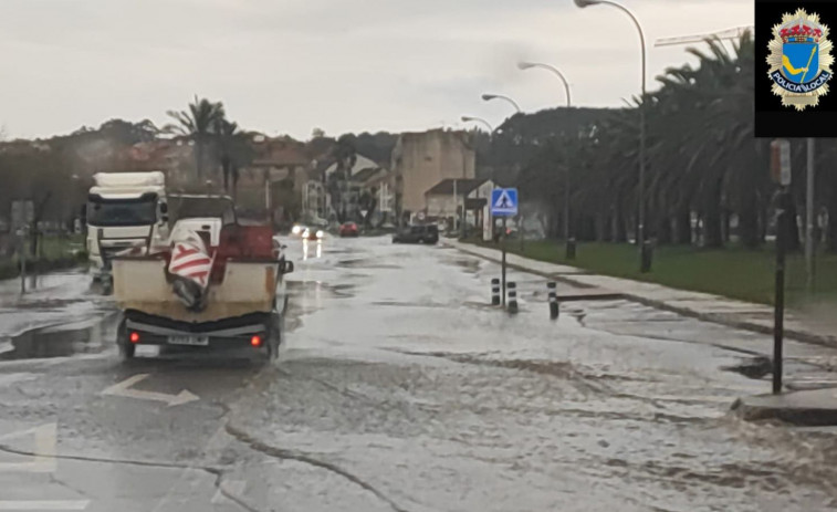 Las lluvias provocan inundaciones en diferentes zonas de Sanxenxo