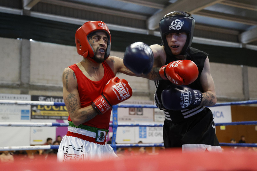 Carlos Leiro, del Club de Boxeo Arousa, se proclama Campeón Gallego en Cambados