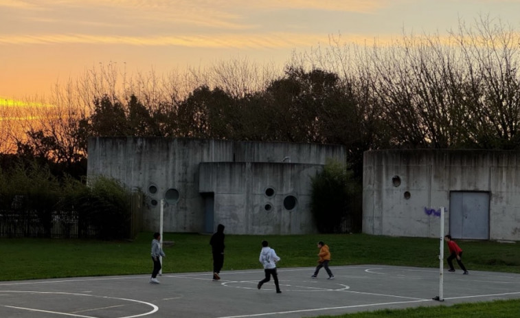 Caldas adjudica las obras de la pista multideportes de A Tafona por poco más de 27.000 euros