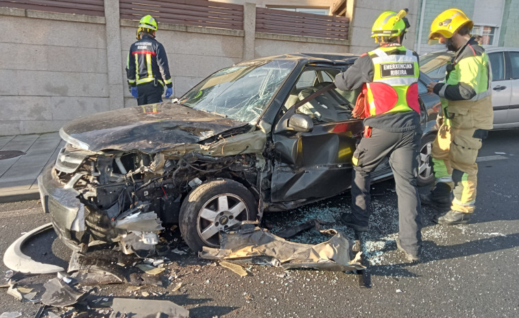 Reclaman medidas de calmado de tráfico en la Avenida de Ferrol de Ribeira tras dos brutales colisiones frontales