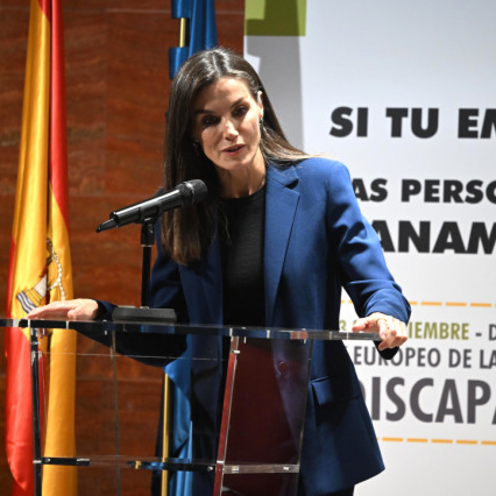 La reina visita un colegio con un plan pionero de educación socio-emocional