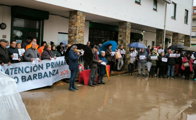 Aguiño inicia una recogida de firmas para exigir la cobertura 100% de sus dos plazas de médicos