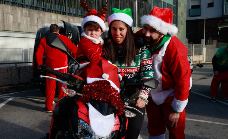 Caldas celebra la Navidad sobre dos ruedas y con una buena dosis de solidaridad