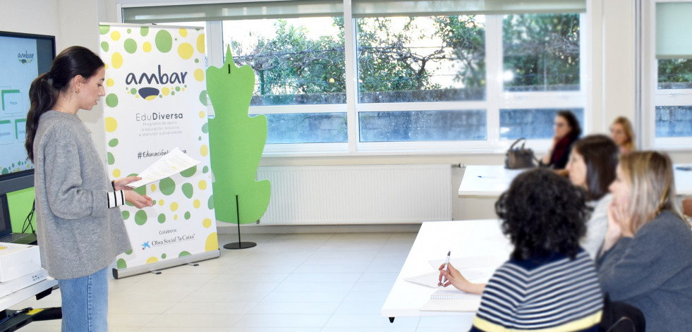 Veinte personas asisten a la jornada de Edudiversa de Ambar