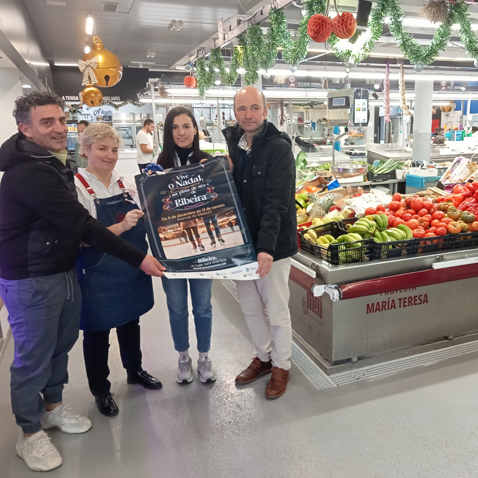 Las áreas de Mercados y Servizos Sociais de Ribeira inician el reparto de los bonos descuento para la pista de hielo