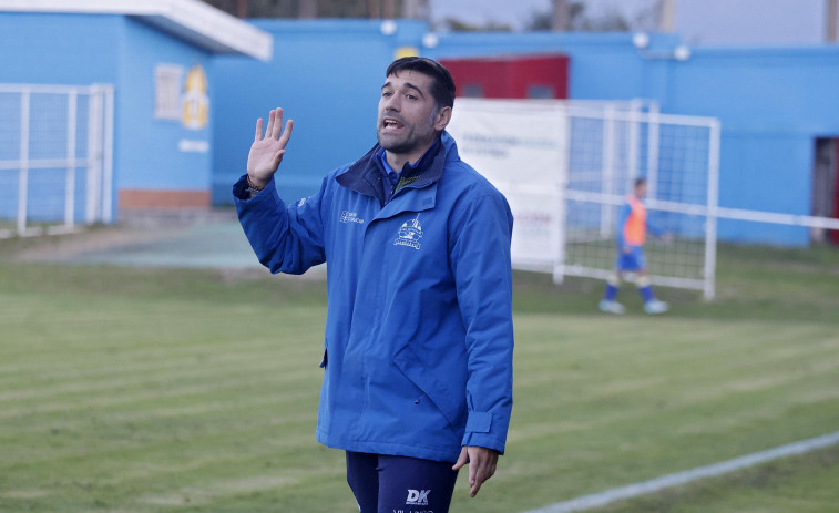 Un gol de Tiko en el tramo final desata la alegría del Cambados en Ribadavia