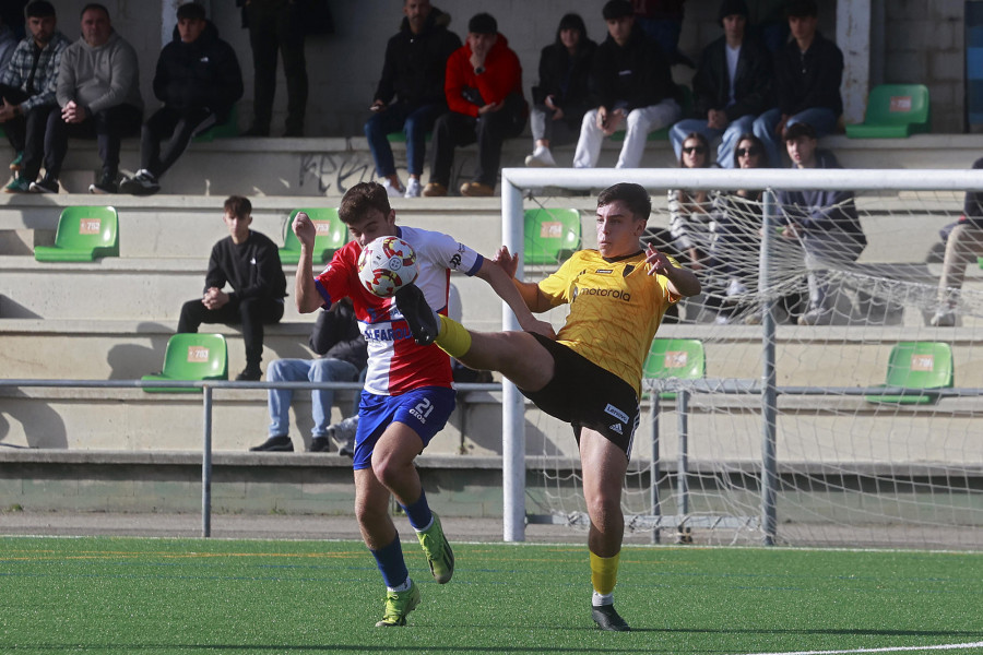 El Arosa Juvenil sufre un duro correctivo en su visita a Asturias ante el Sporting de Gijón antes del parón