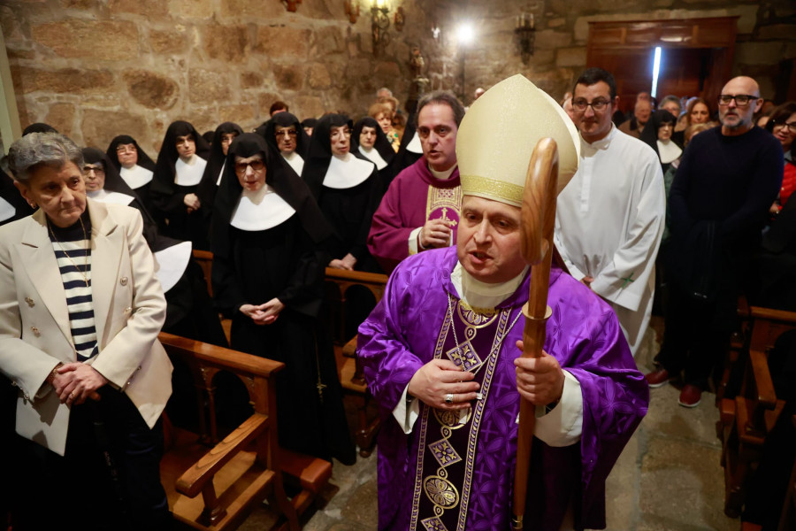 Gratitud por los 85 años de labor de las monjas del ya antiguo asilo de Cambados