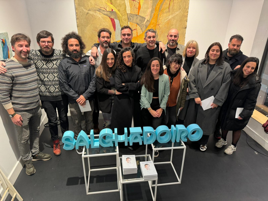 O Grove acoge la presentación del primer número de la revista “Salghadoiro”