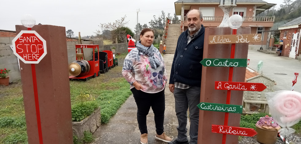 Reportaje | Decoración de Navidad de premio en Poi que suscita múltiples elogios