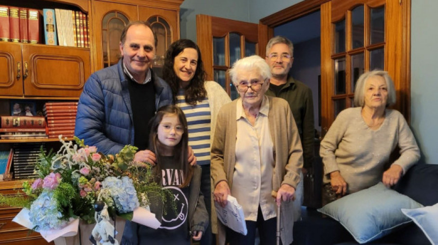 Consolación, la abuela de Galicia, celebra sus 111 años en Cambre